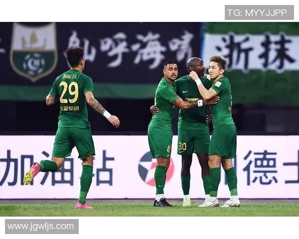 重庆足球队的战术演变与球队转型深度解析